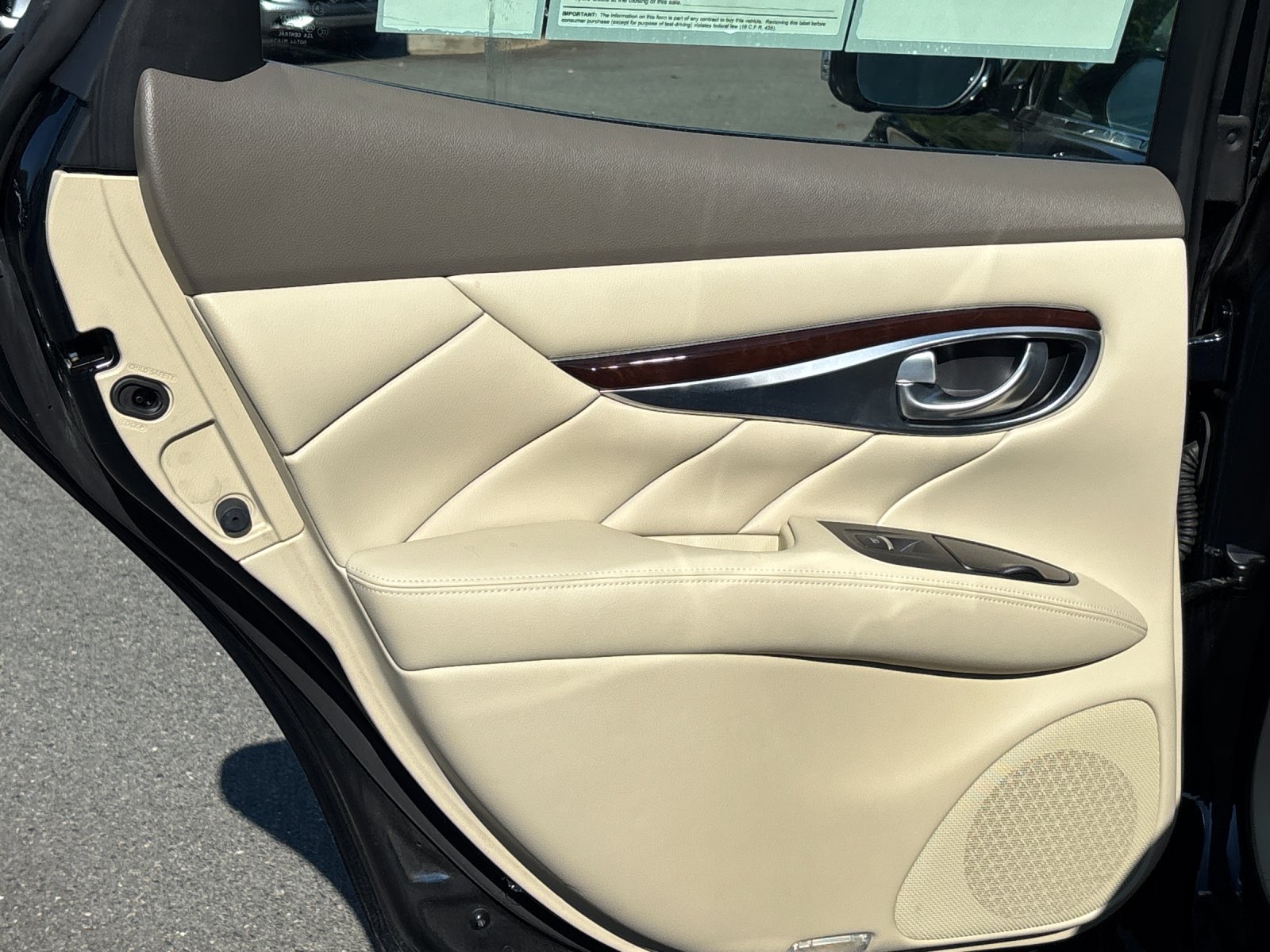 Used 2019 Hermosa Blue INFINITI 3.7 LUXE image 29