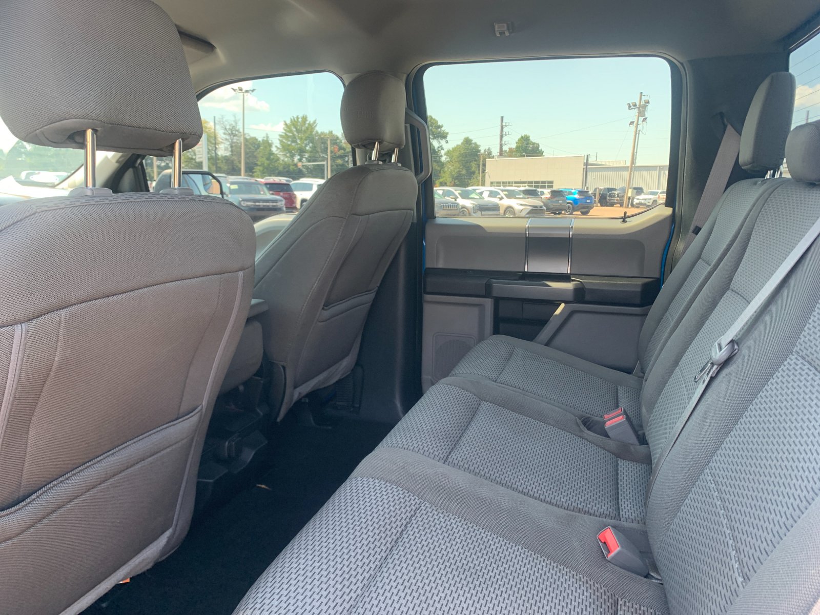 Used 2019 Blue Ford XLT image 15