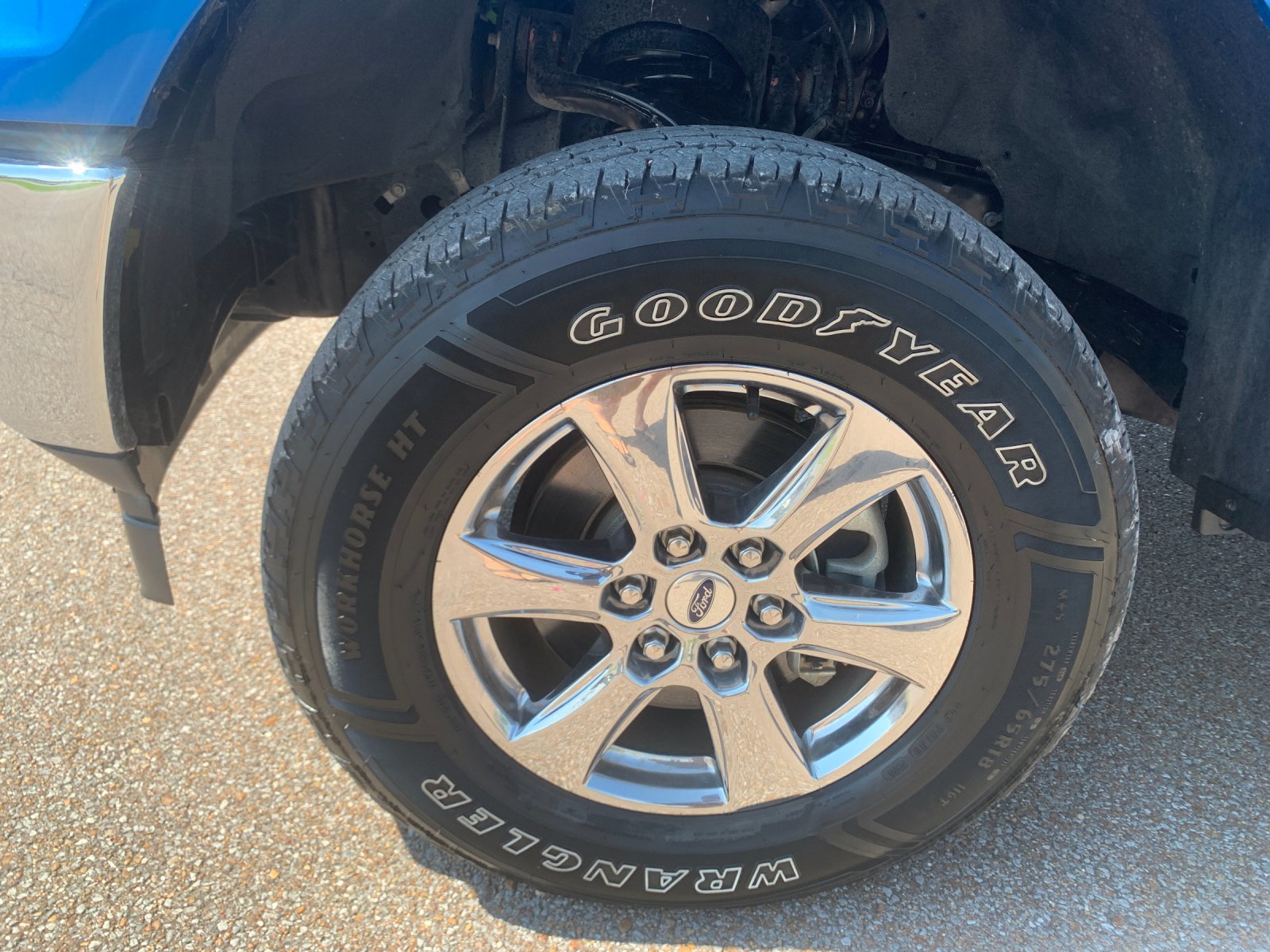 Used 2019 Blue Ford XLT image 33