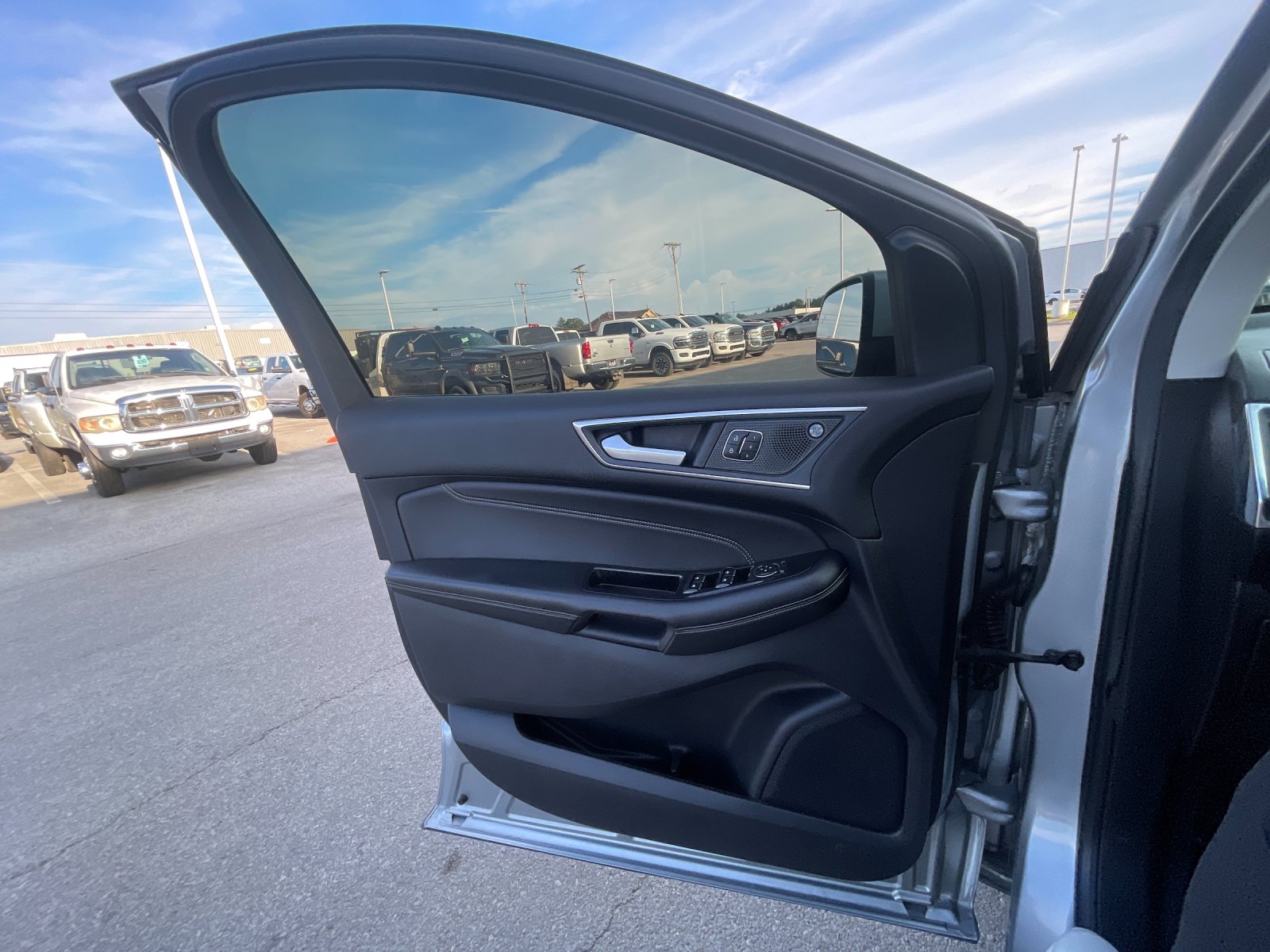 Used 2020 Silver Ford Titanium image 12