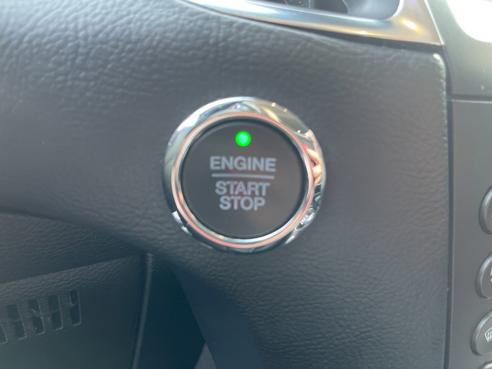Used 2020 Silver Ford Titanium image 26