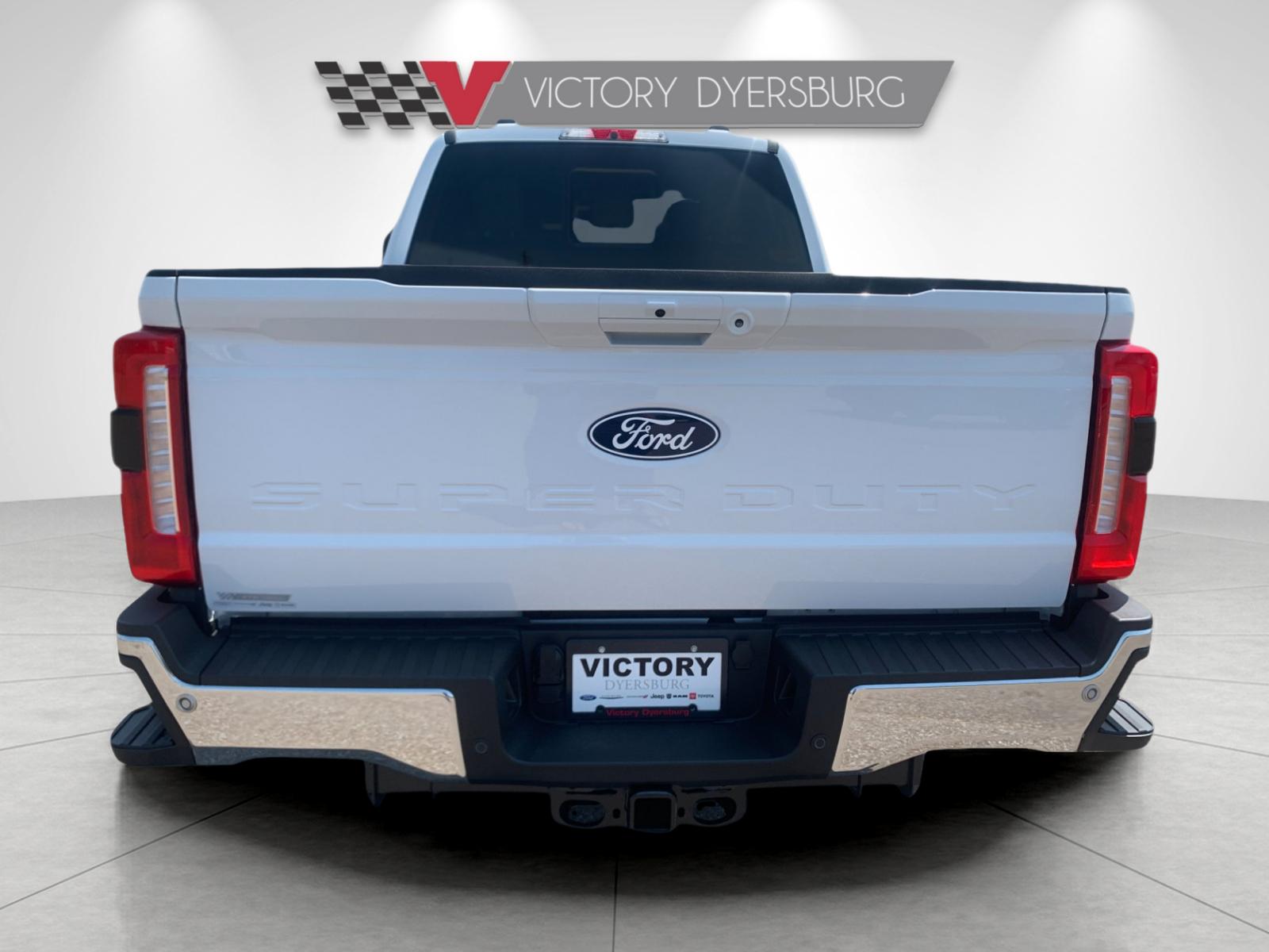 New 2027 White Ford Lariat image 5
