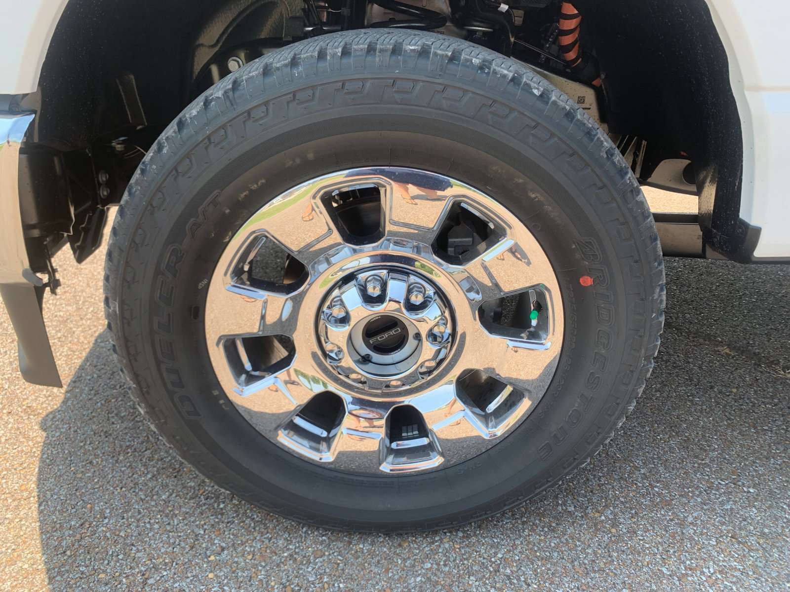 New 2027 White Ford Lariat image 31