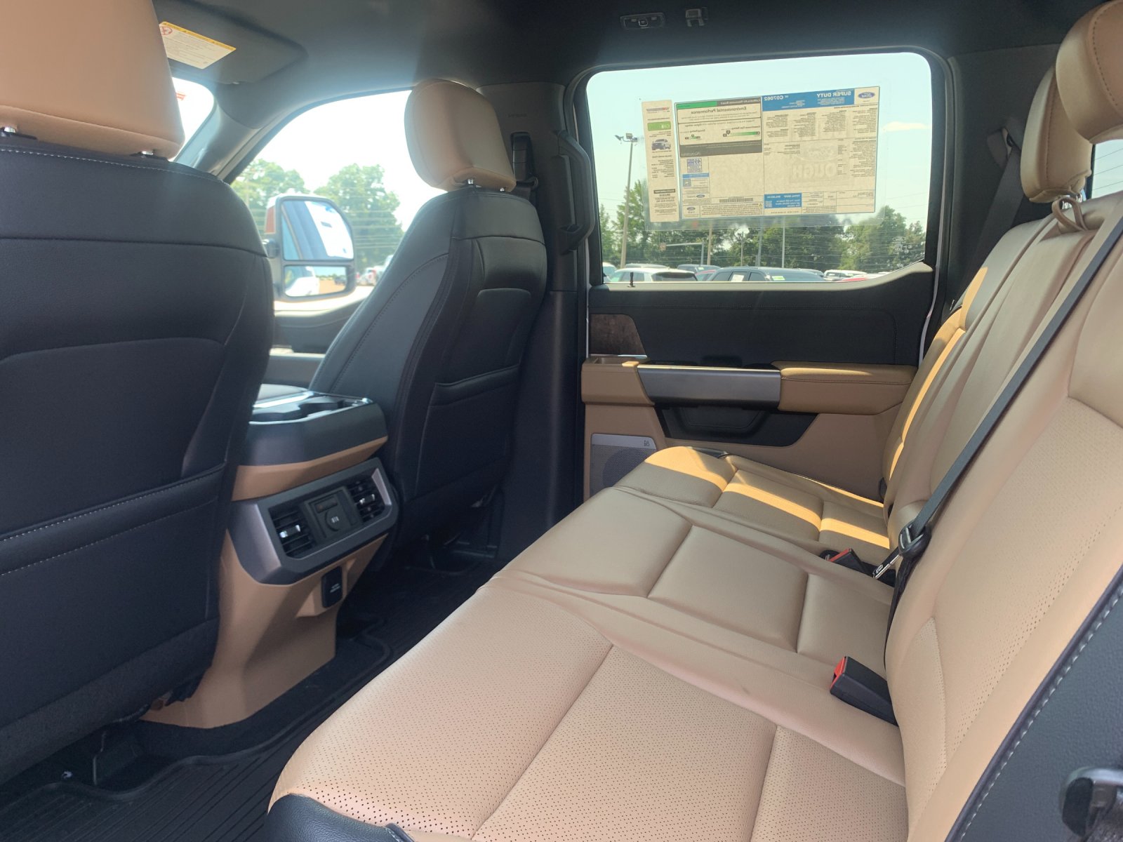 New 2027 White Ford Lariat image 13
