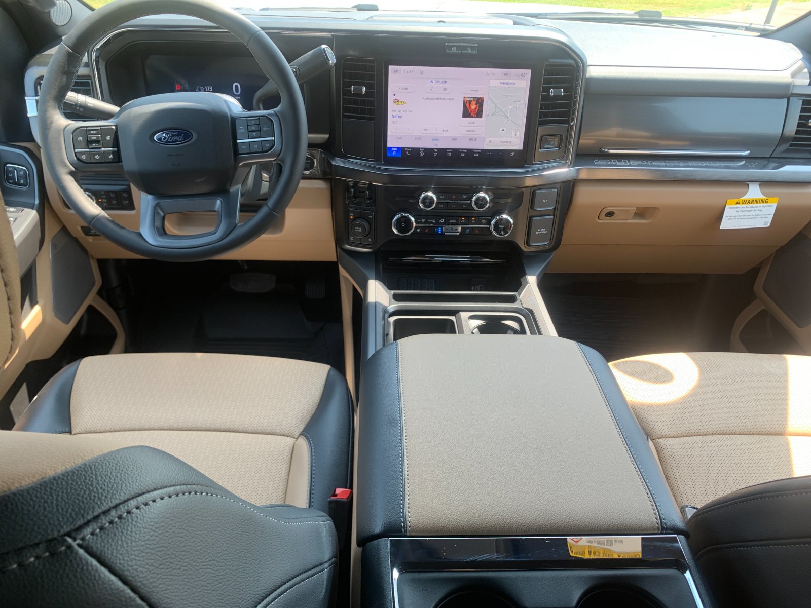 New 2027 White Ford Lariat image 15