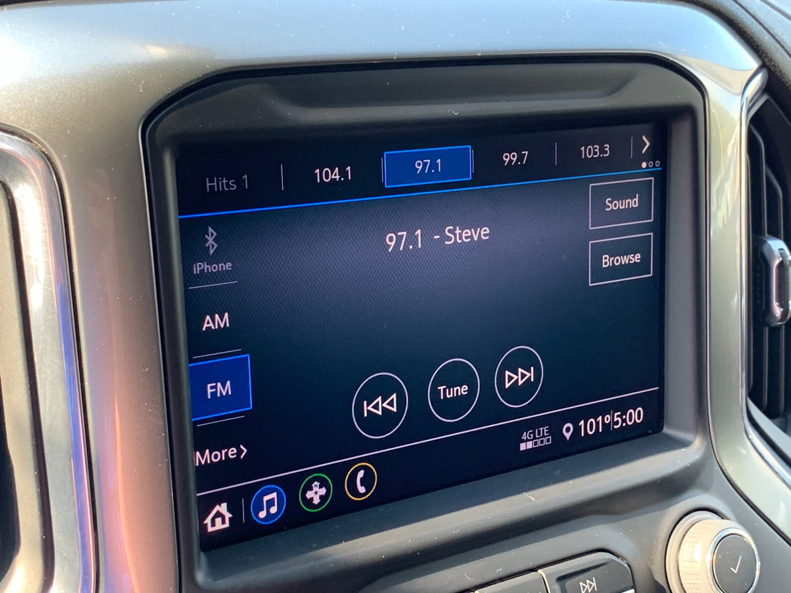 Used 2022 Gray Chevrolet RST image 21