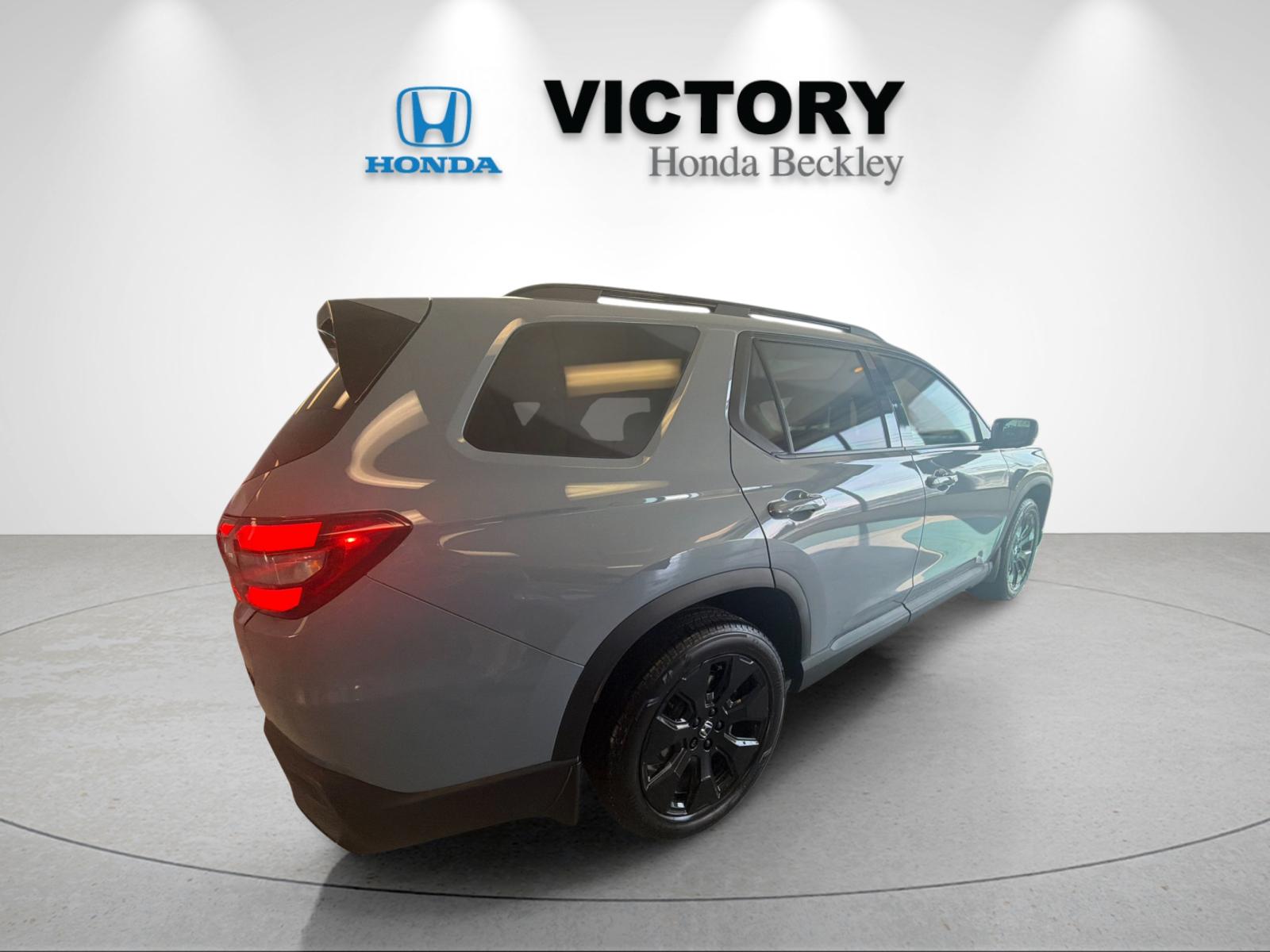 New 2026 Sonic Gray Pearl Honda AWD Black Edition image 5