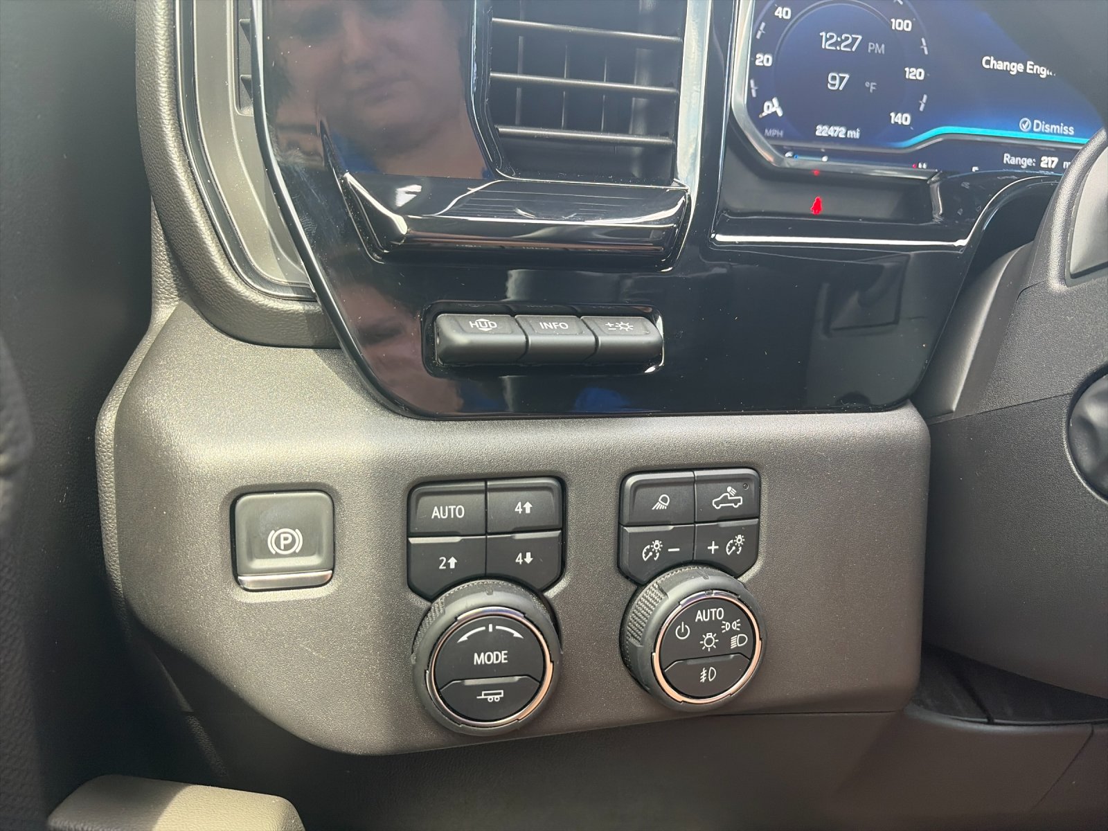 Used 2024 Gray Chevrolet ZR2 image 32