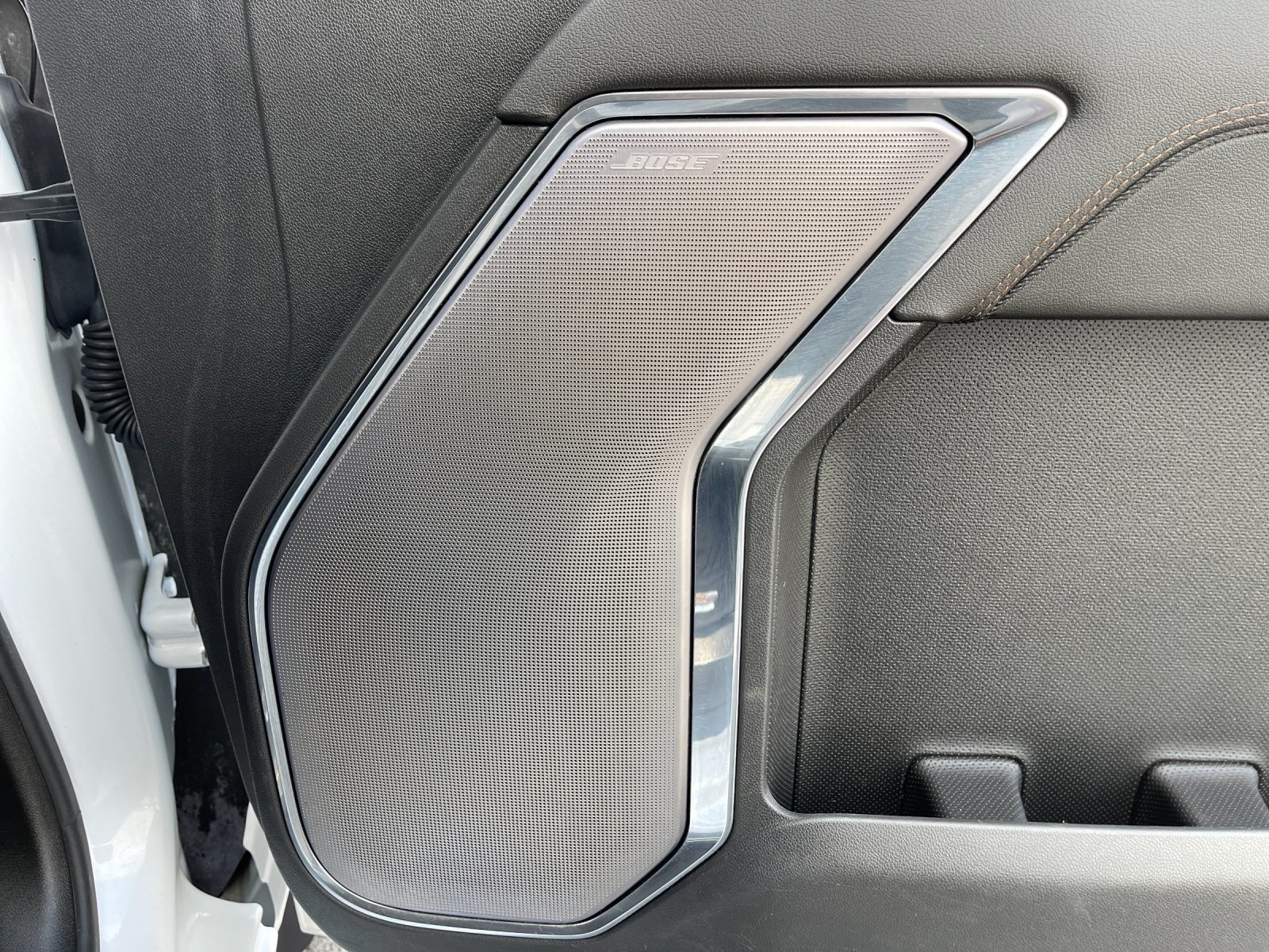 Used 2024 Beige Chevrolet High Country image 20