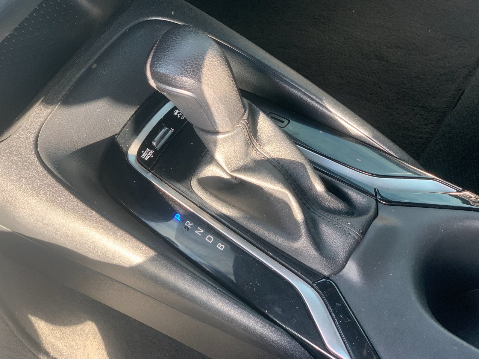Used 2023 Silver Toyota SE image 26