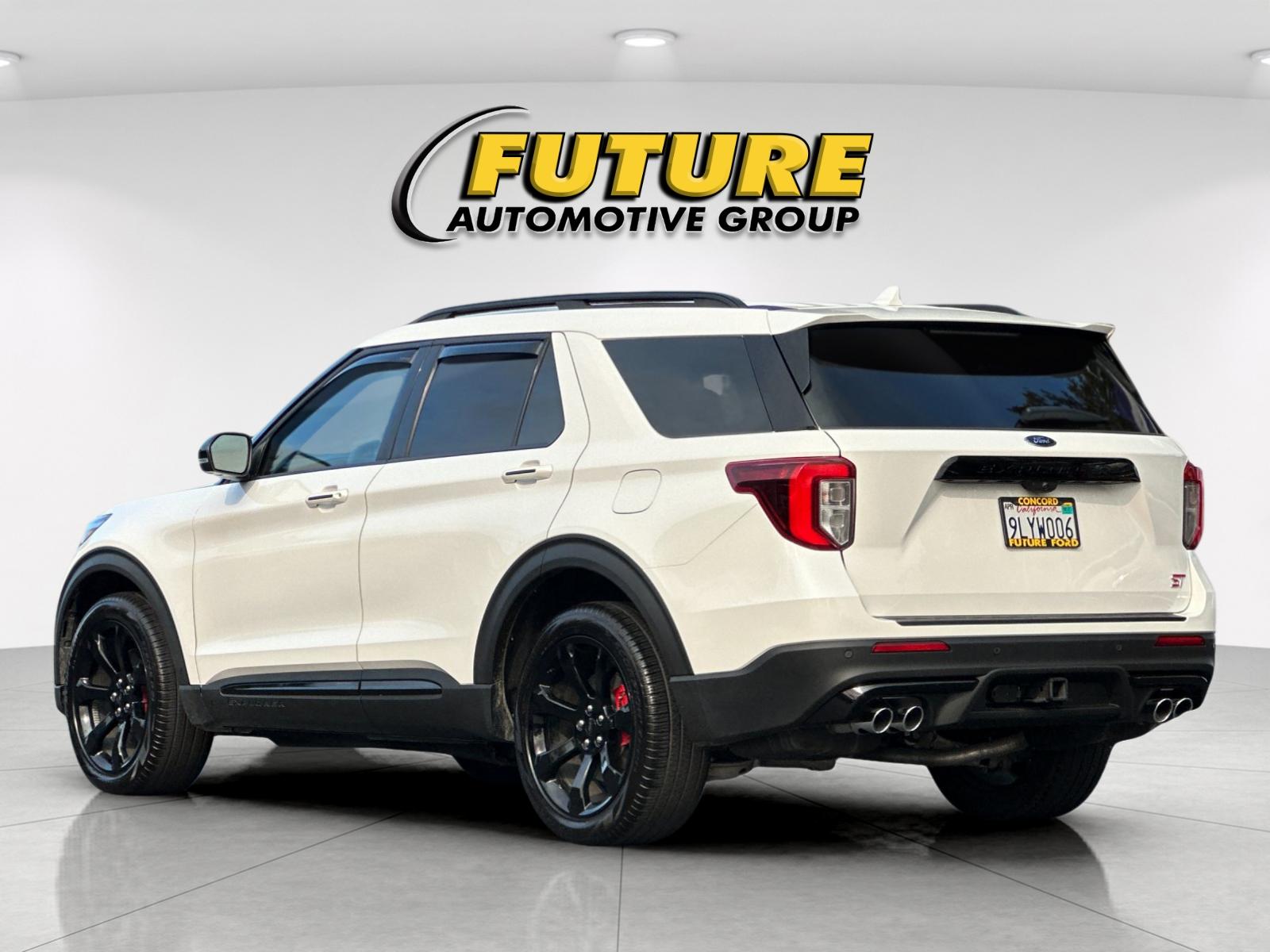 Used 2023 White Ford ST image 5