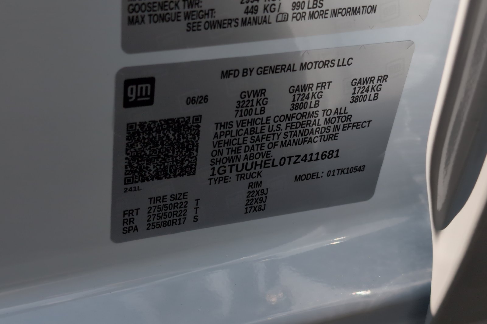 New 2026 White GMC Denali Ultimate image 29