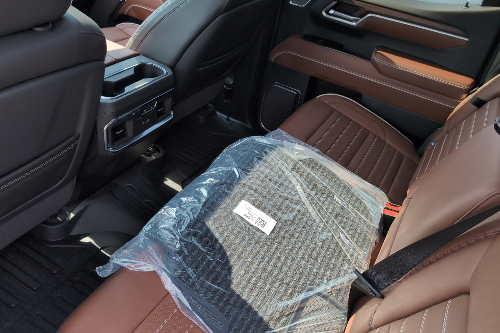 New 2026 White GMC Denali Ultimate image 12