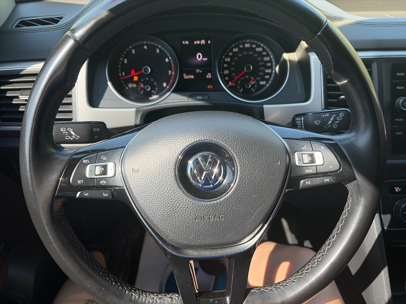 Used 2019 Pure White Volkswagen 3.6L V6 SE image 27