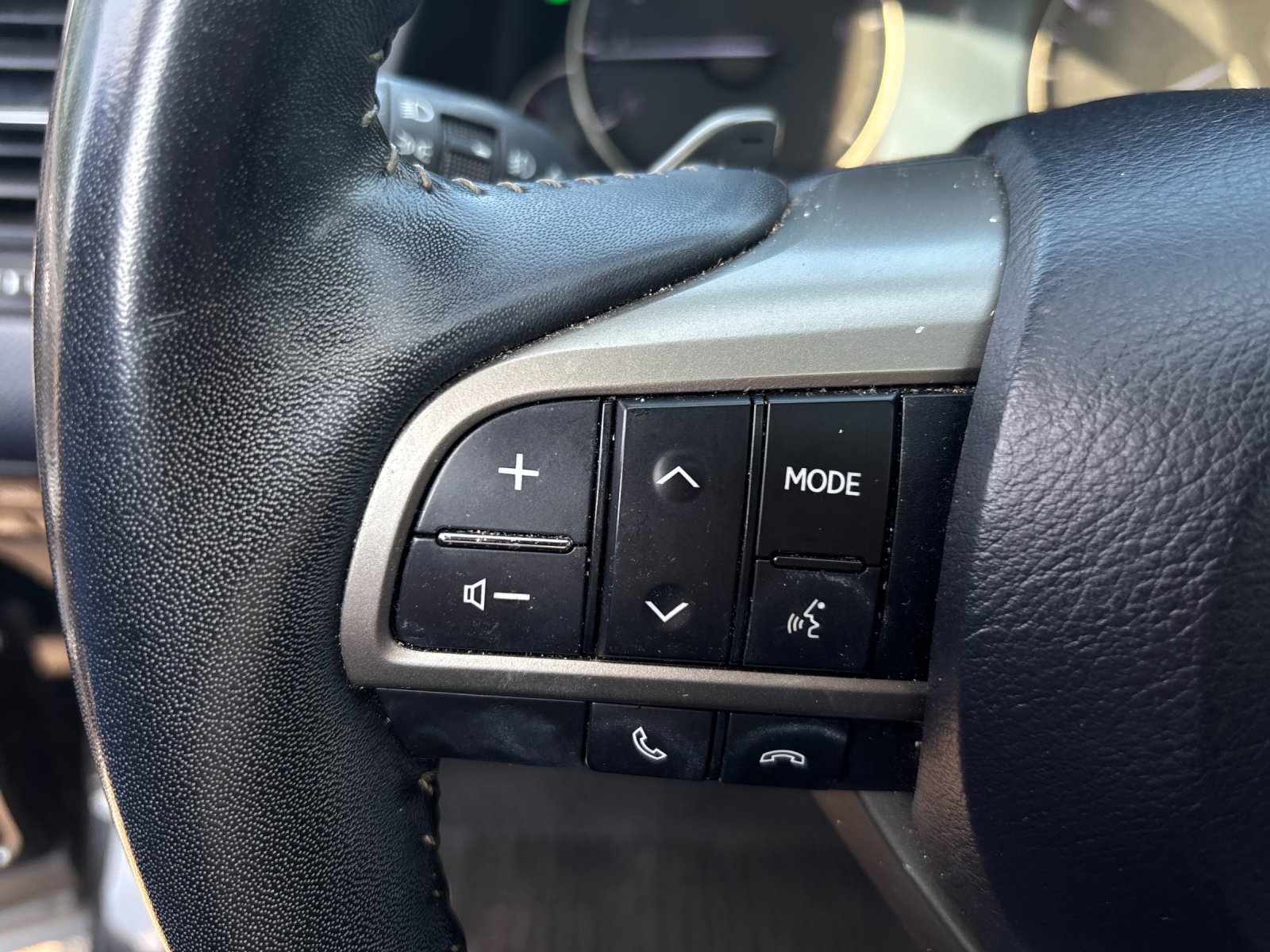 Used 2020 Caviar Lexus RX 350 image 18