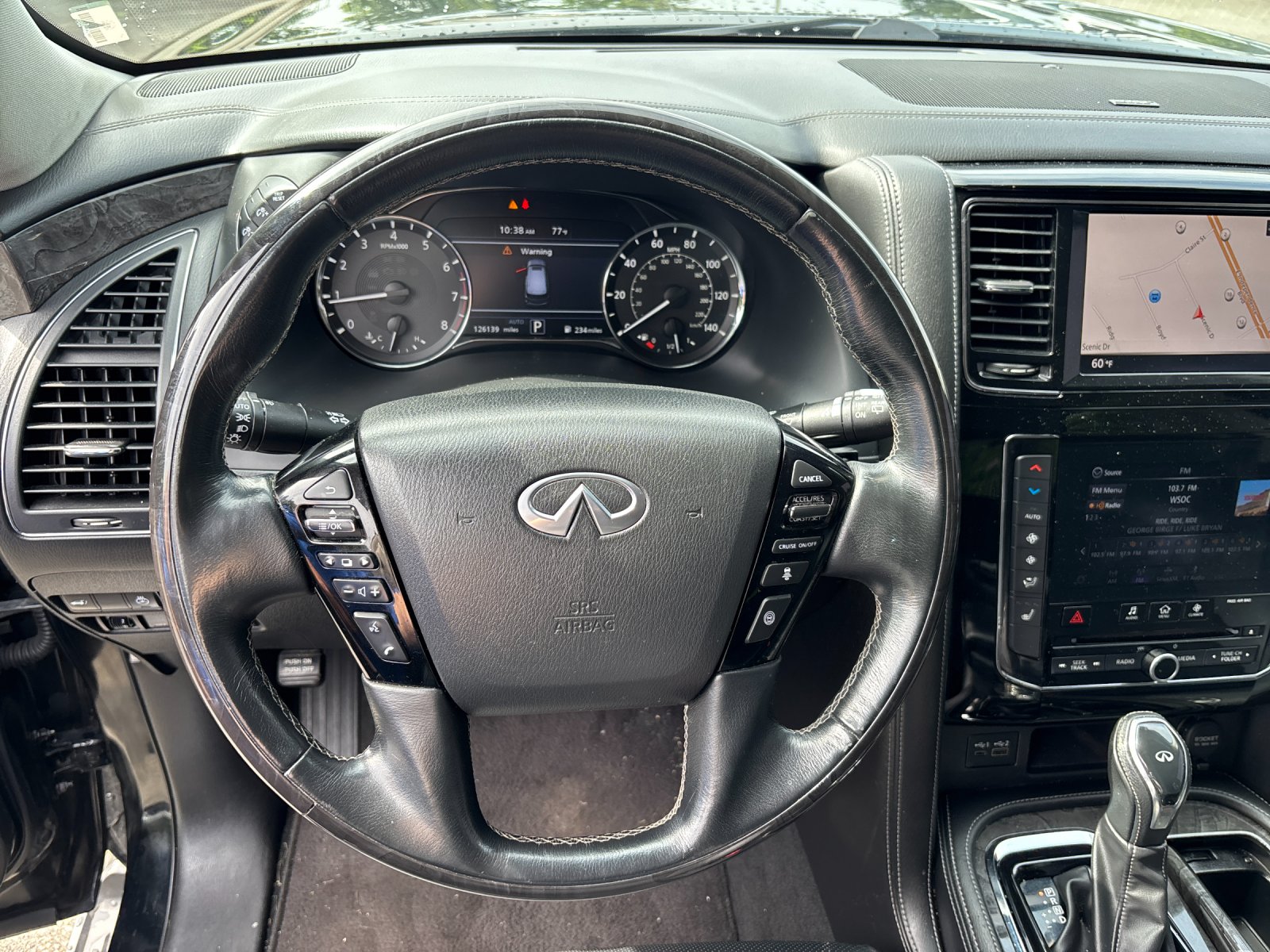 Used 2020 Black Obsidian INFINITI LUXE image 18