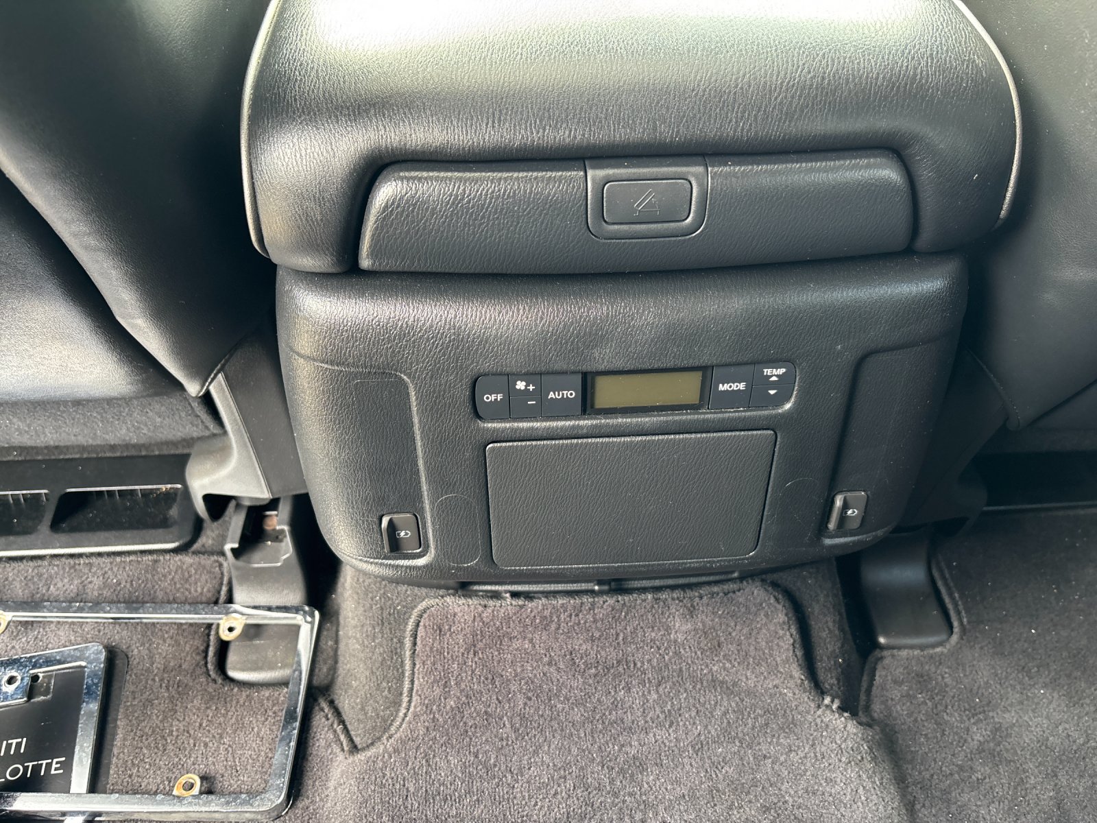 Used 2020 Black Obsidian INFINITI LUXE image 34