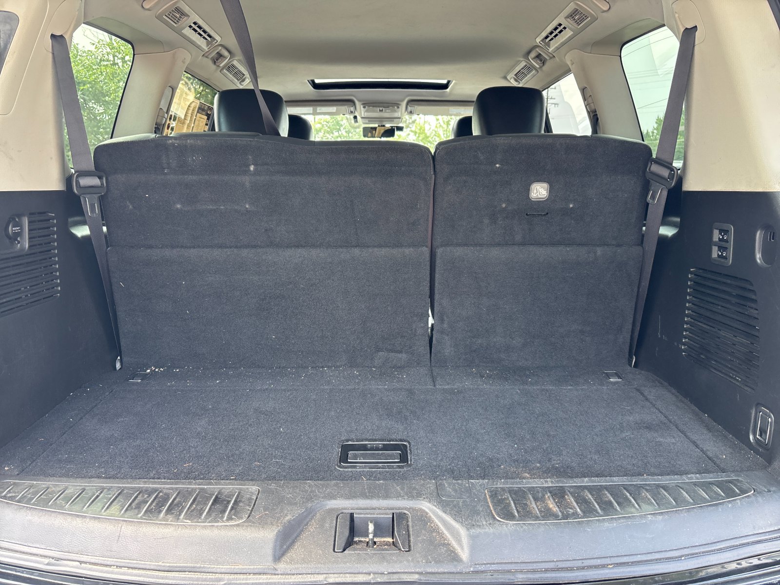 Used 2020 Black Obsidian INFINITI LUXE image 36