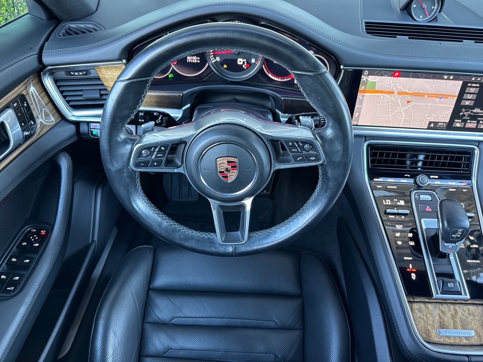 Used 2018 Sapphire Blue Metallic Porsche 4S 4D Hatchback image 16