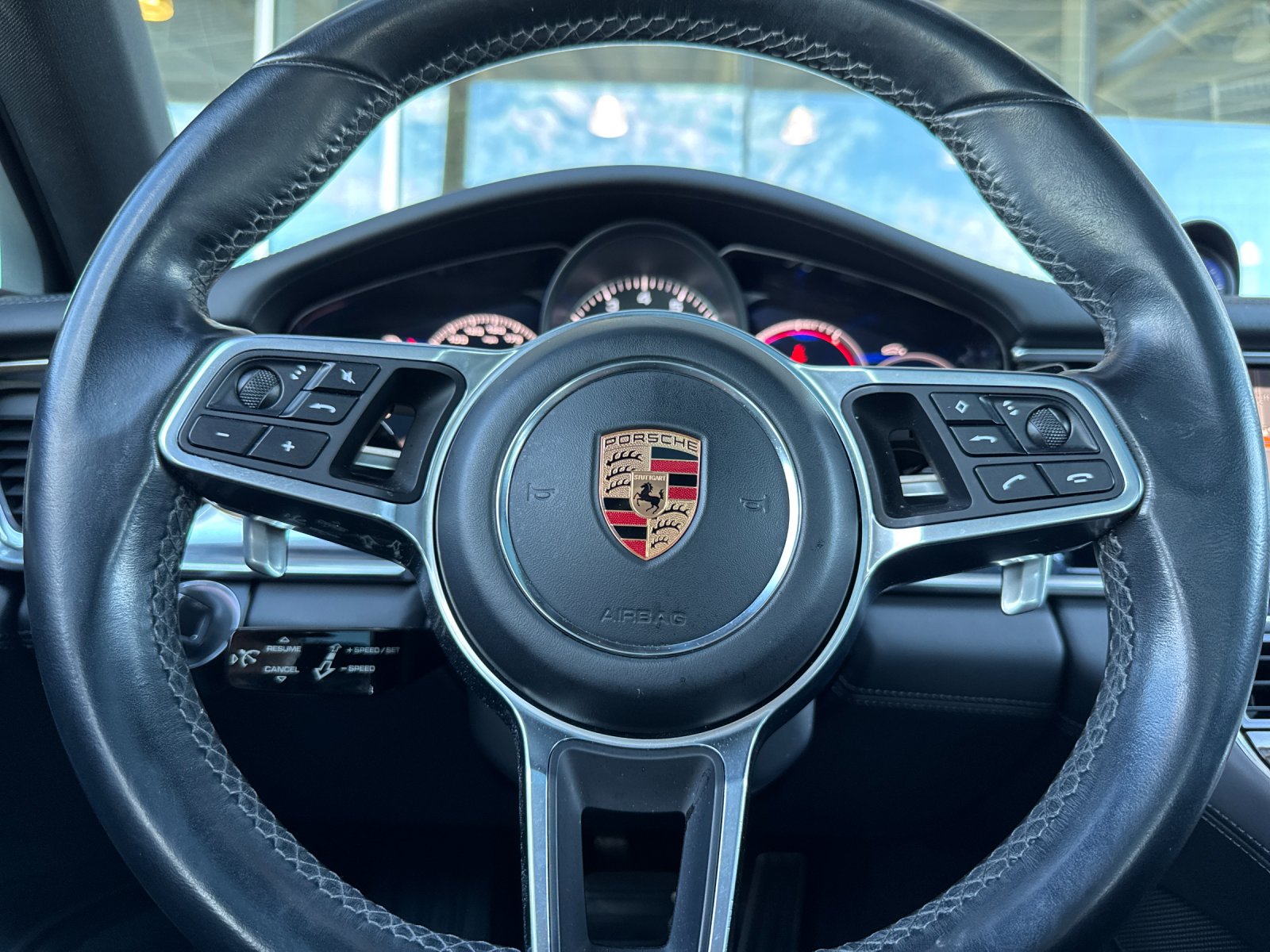 Used 2018 Sapphire Blue Metallic Porsche 4S 4D Hatchback image 27