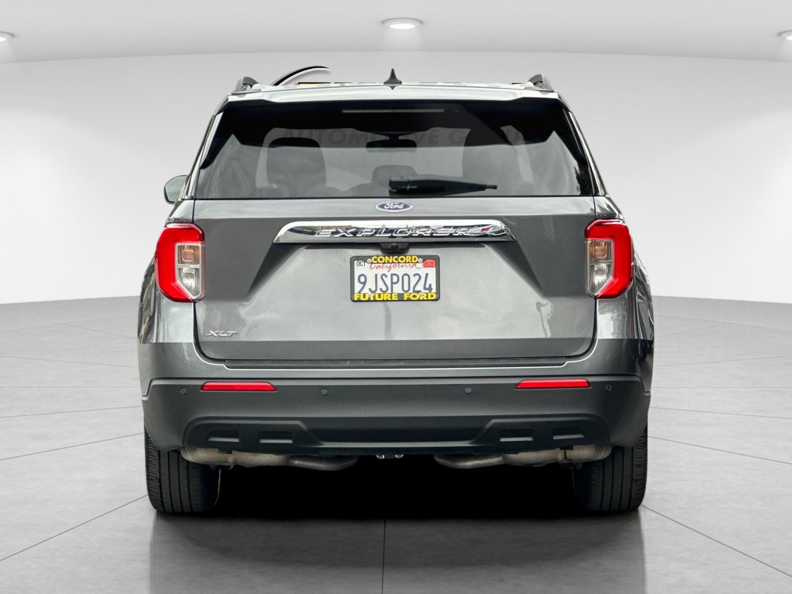 Used 2023 Gray Ford XLT image 4