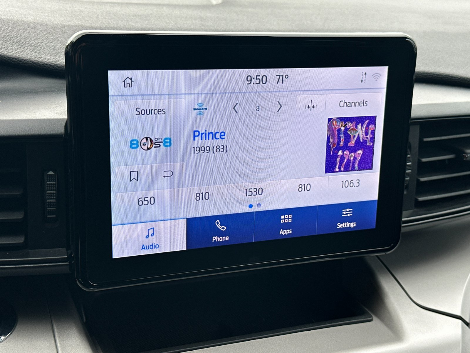 Used 2023 Gray Ford XLT image 18