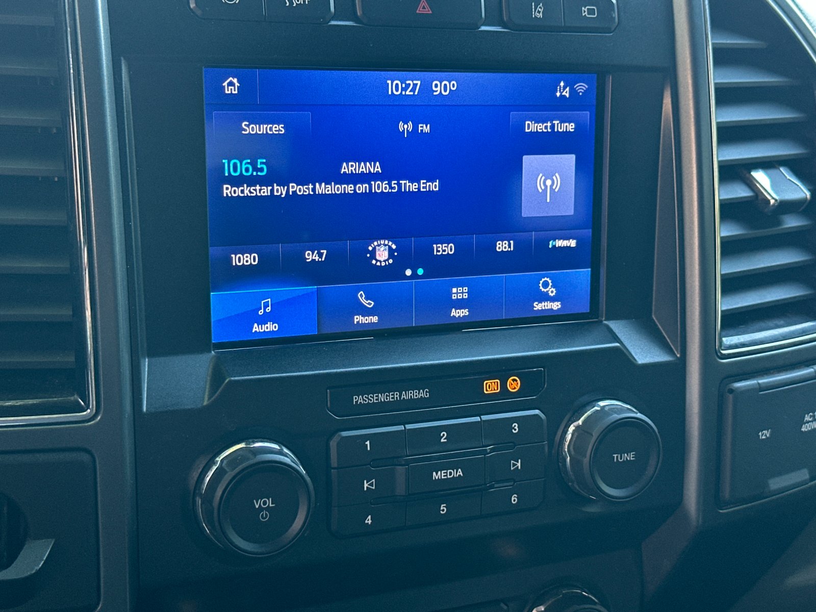 Used 2022 Black Ford XLT image 16