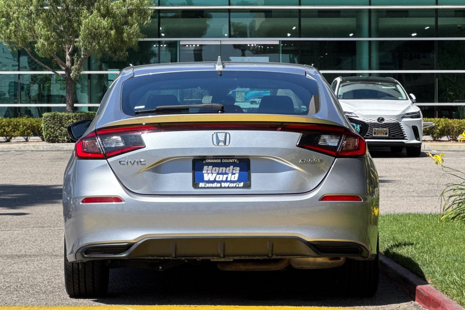 Certified Used 2025 Solar Silver Metallic Honda Sport image 5