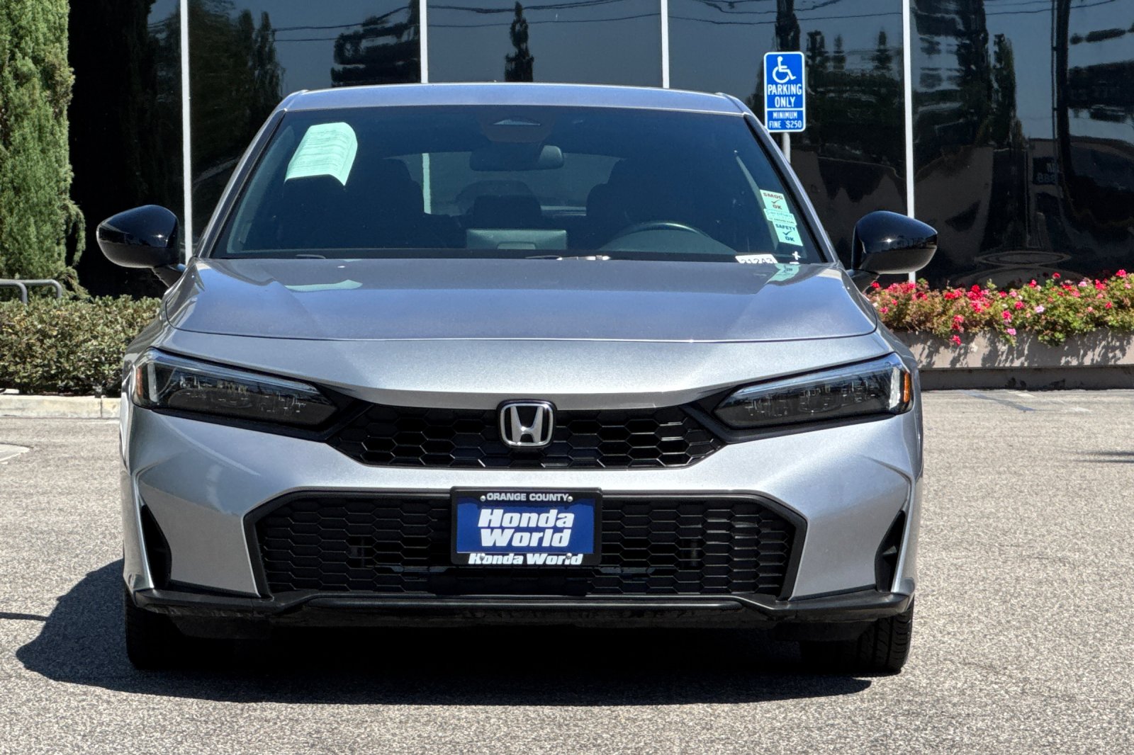 Certified Used 2025 Solar Silver Metallic Honda Sport image 9