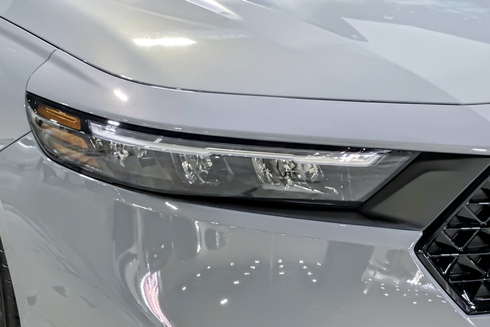 New 2026 Urban Gray Pearl Honda Sport-L image 28