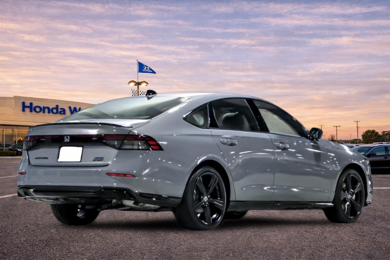 New 2026 Urban Gray Pearl Honda Sport-L image 4