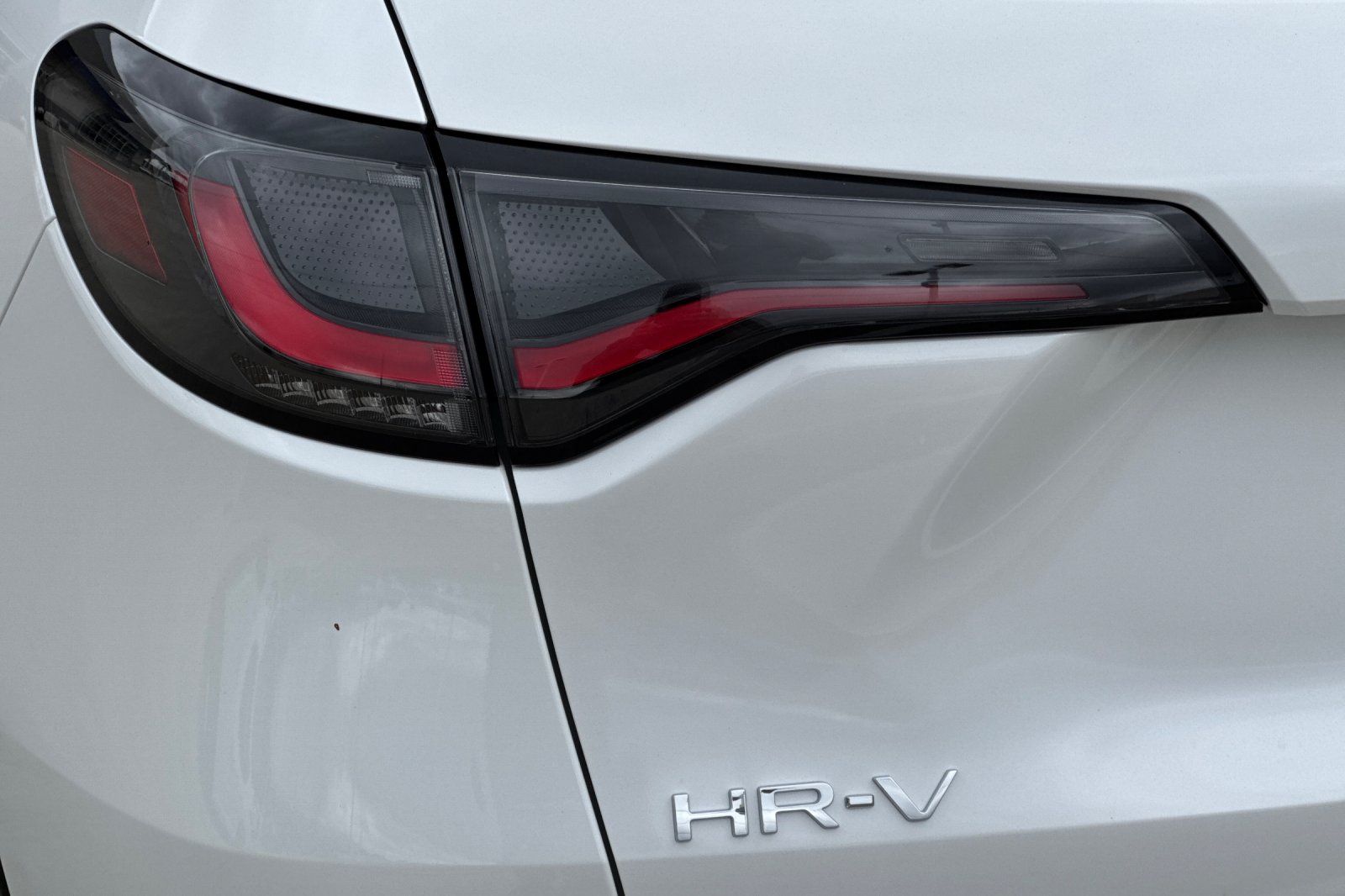 New 2027 Solar Silver Metallic Honda EX-L image 29