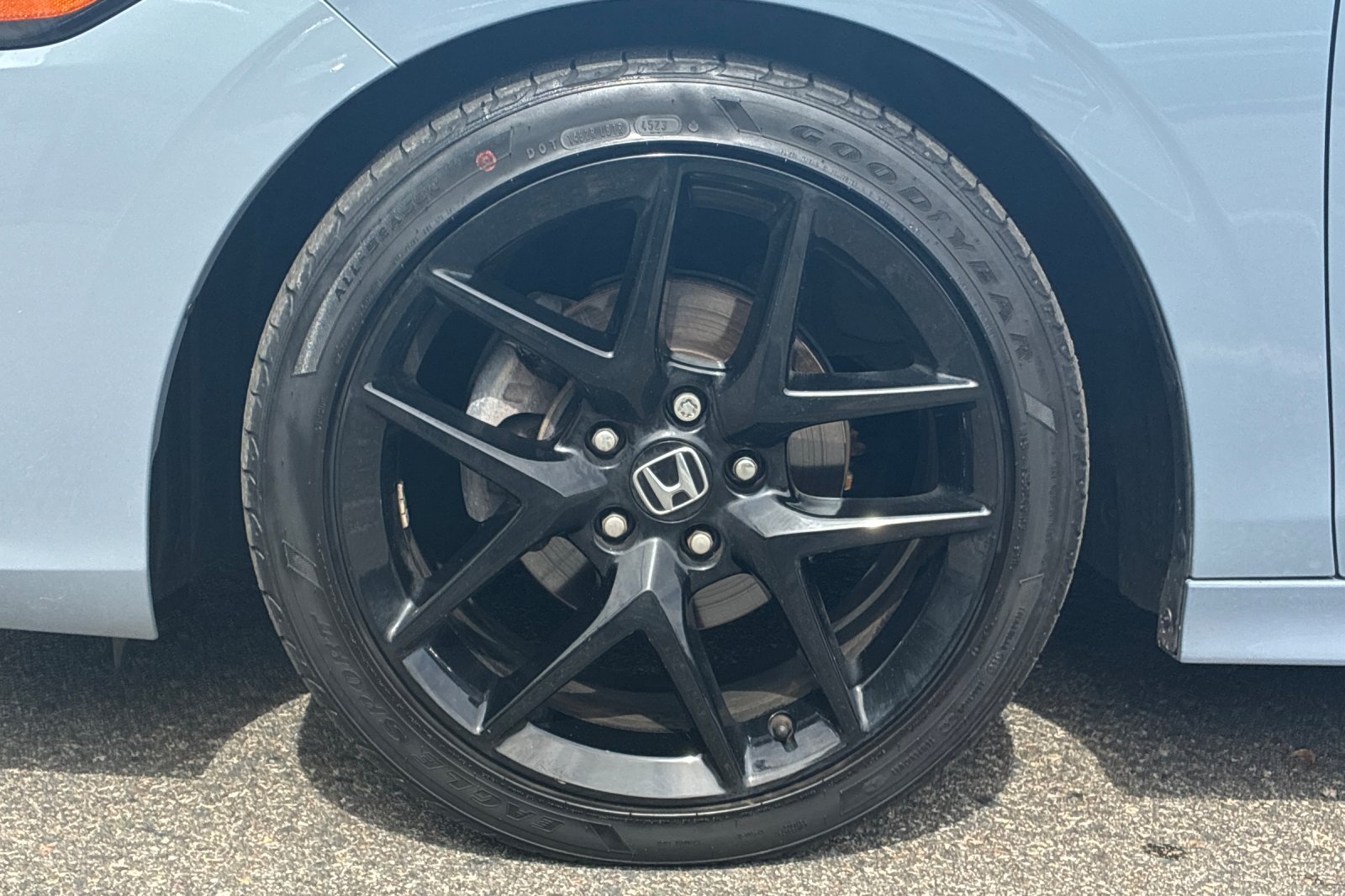 Used 2024 Sonic Gray Pearl Honda Sport image 25
