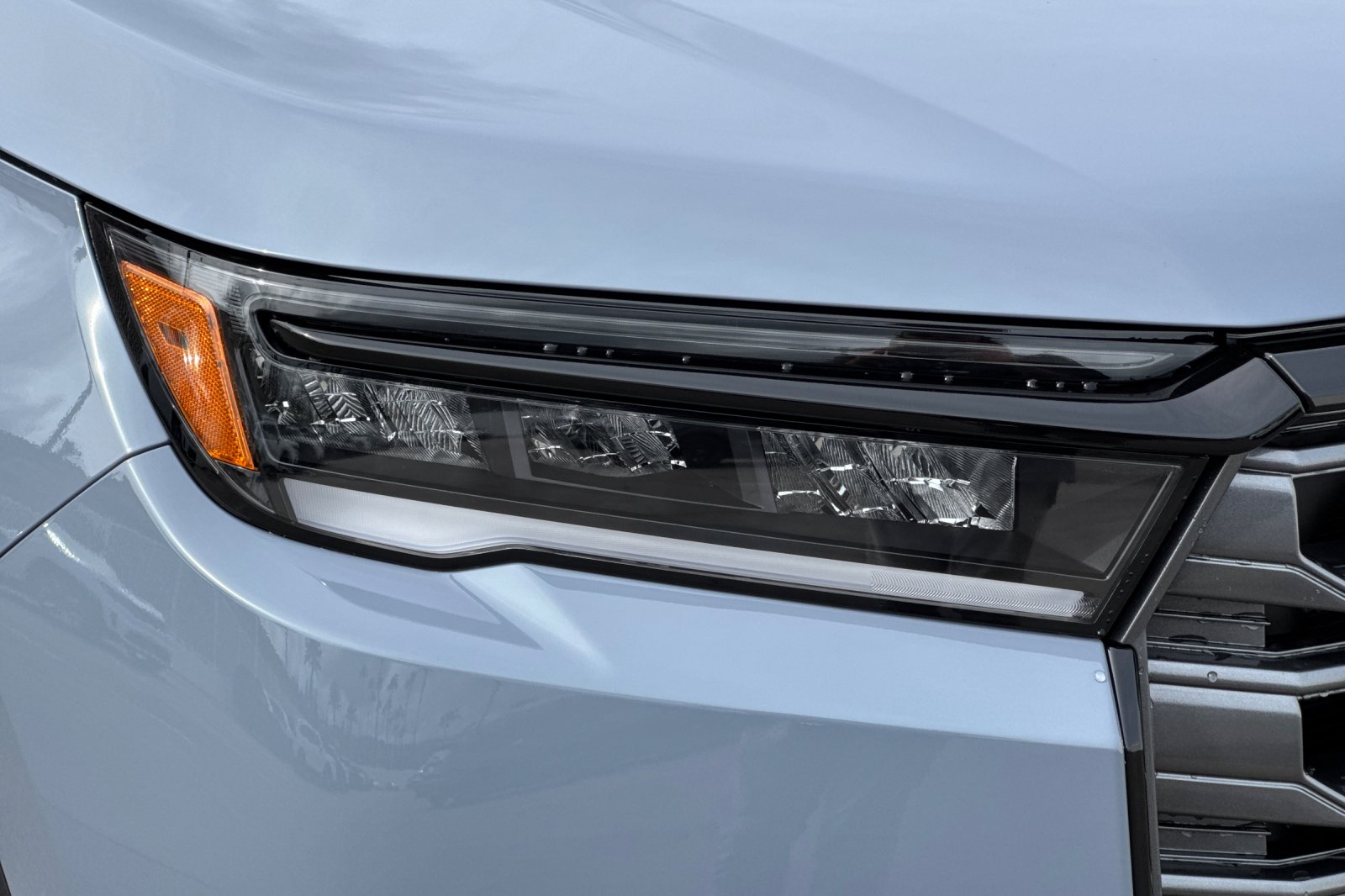 New 2026 Sonic Gray Pearl Honda AWD TrailSport image 26