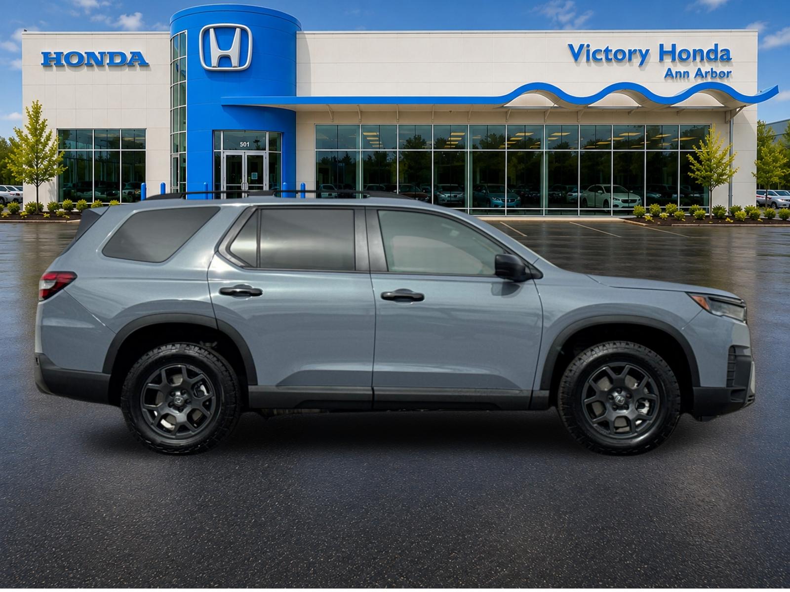 New 2026 Sonic Gray Pearl Honda AWD TrailSport image 4