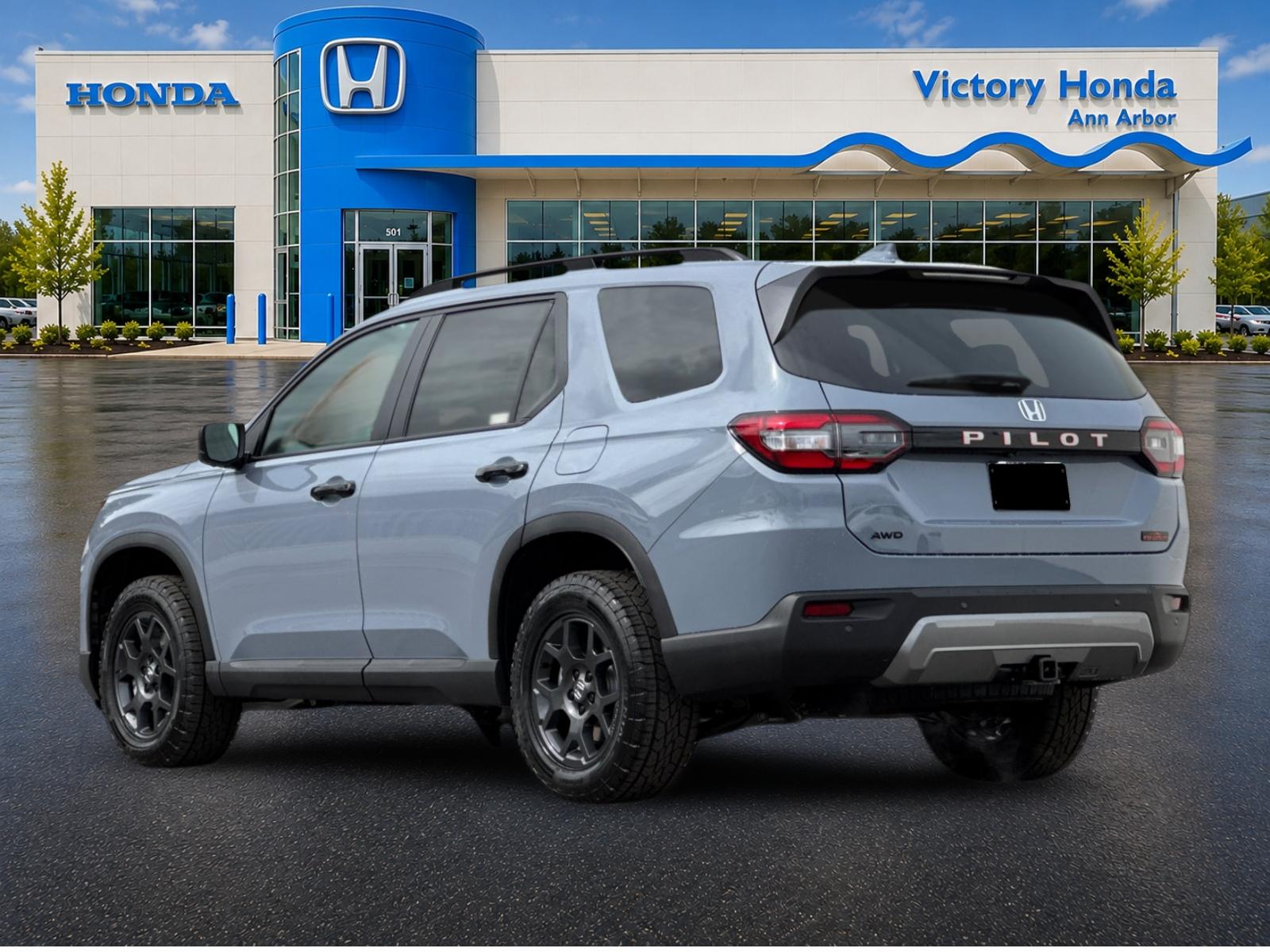 New 2026 Sonic Gray Pearl Honda AWD TrailSport image 7