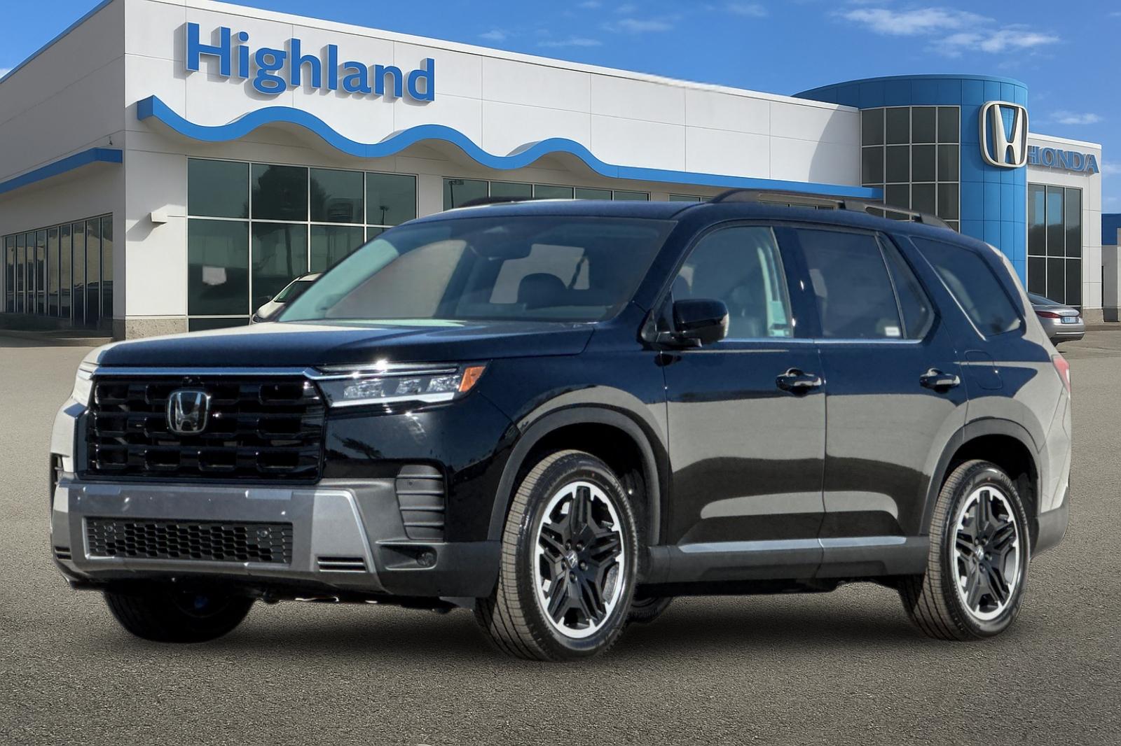 2026 Honda Pilot AWD Touring Blackout