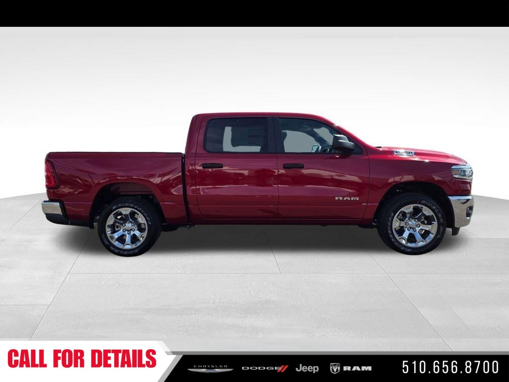 New 2026 Molten Red Pearl-Coat Exterior Paint RAM Big Horn/Lone Star image 4
