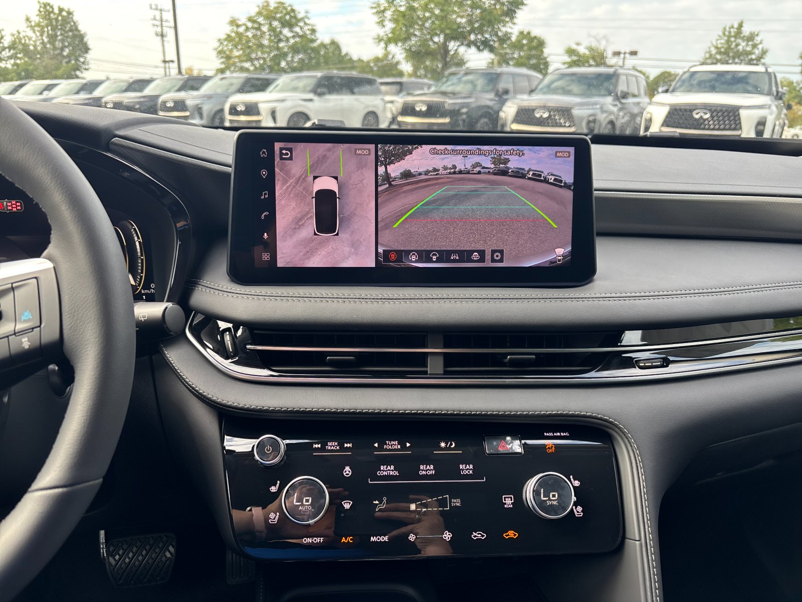 New 2027 MINERAL BLACK INFINITI Luxe AWD image 27