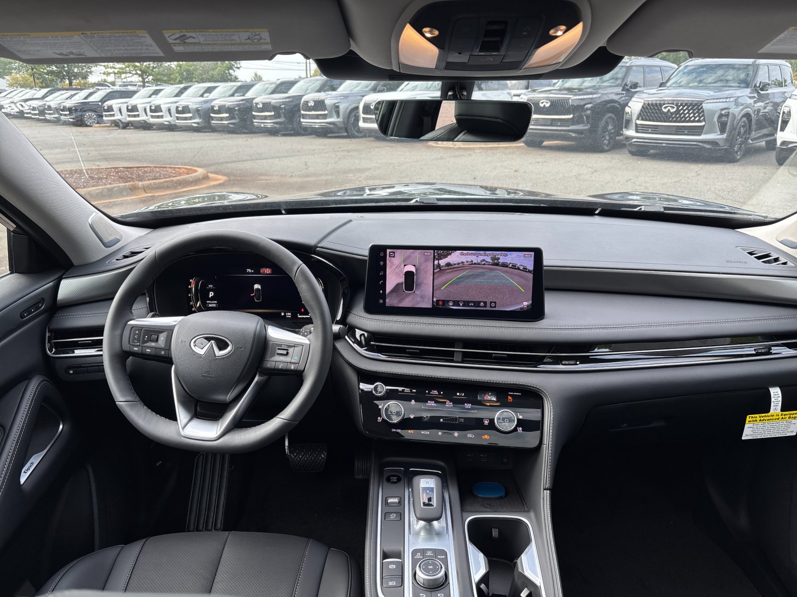 New 2027 MINERAL BLACK INFINITI Luxe AWD image 35