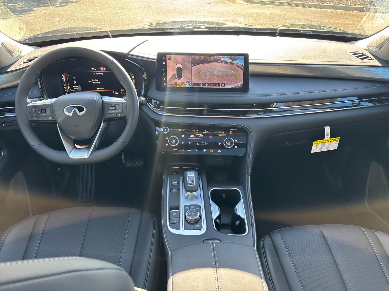 New 2027 MINERAL BLACK INFINITI Luxe AWD image 35