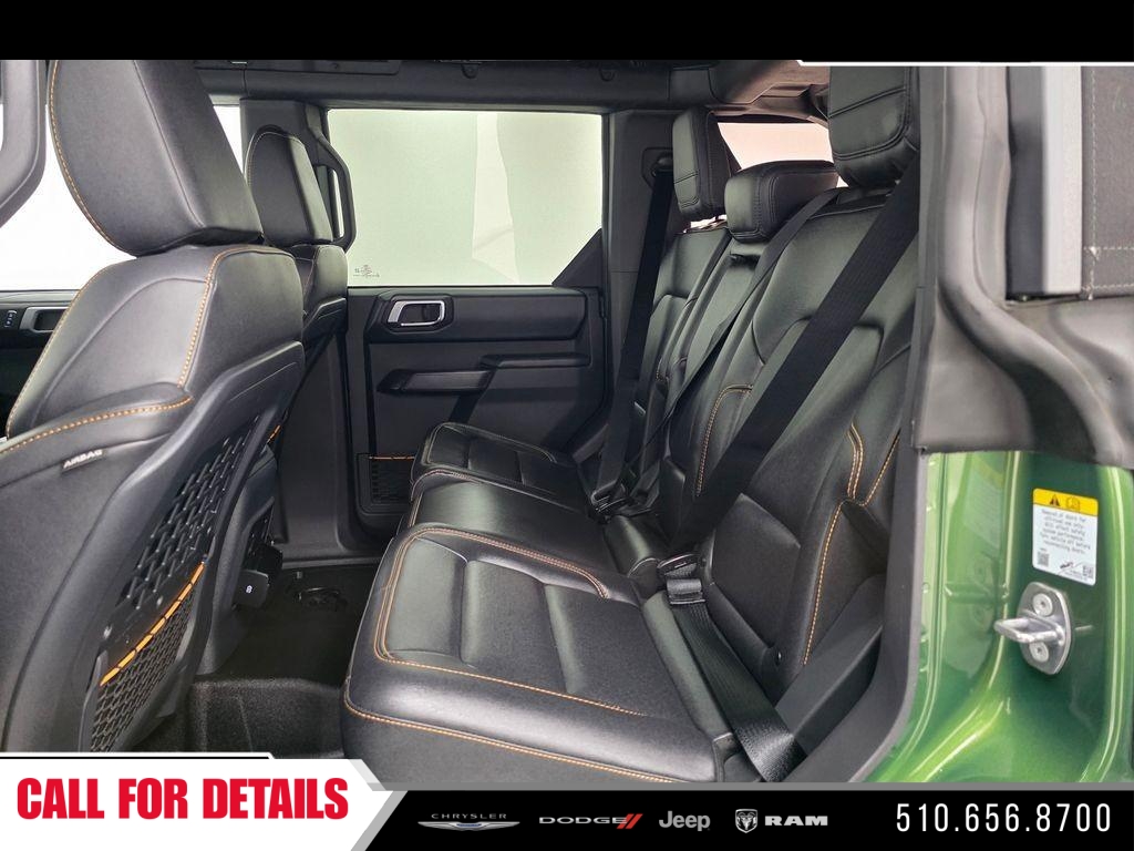Used 2024 Green Ford Badlands image 29