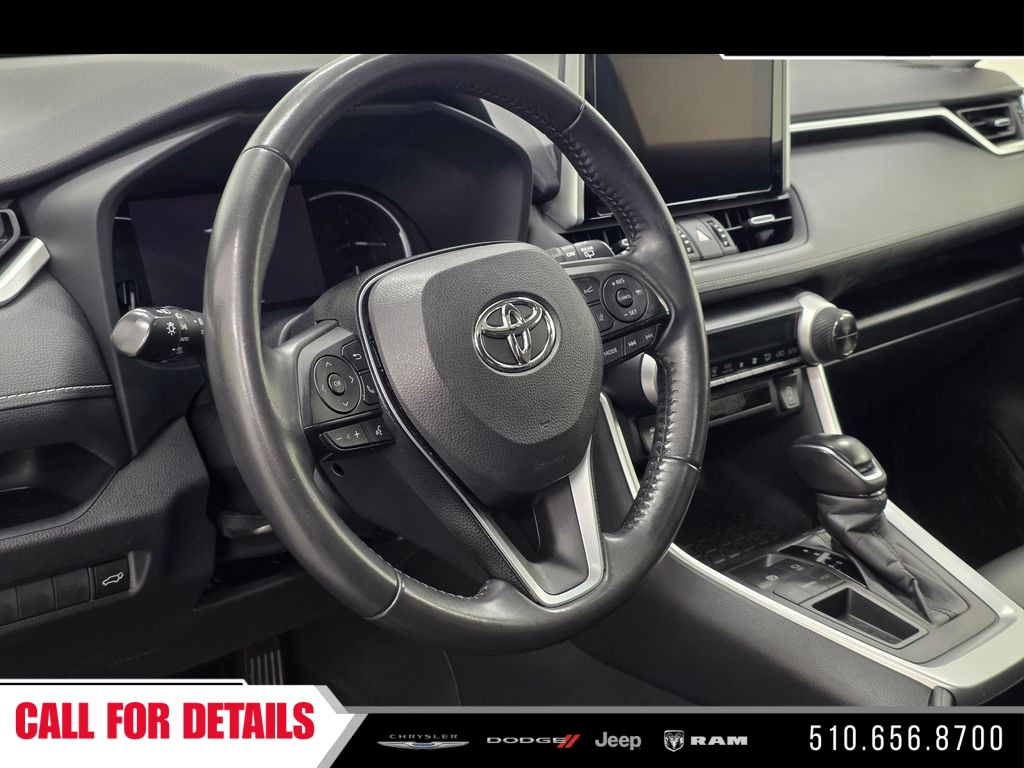 Used 2023 Gray Toyota XLE Premium image 23
