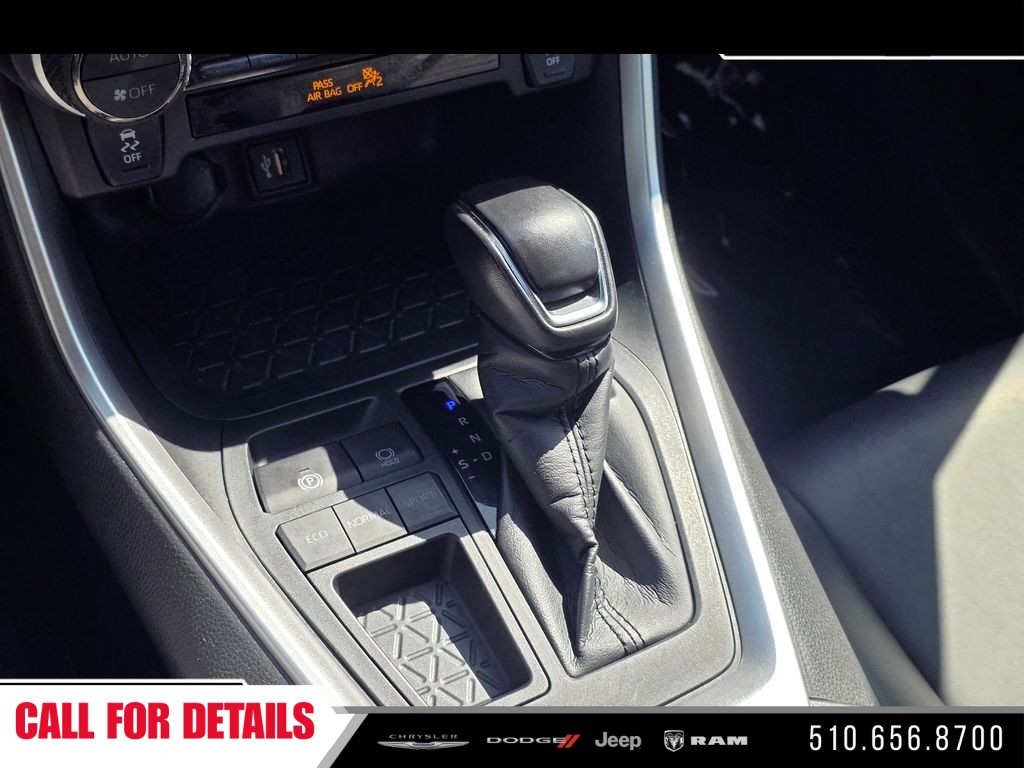 Used 2023 Gray Toyota XLE Premium image 29