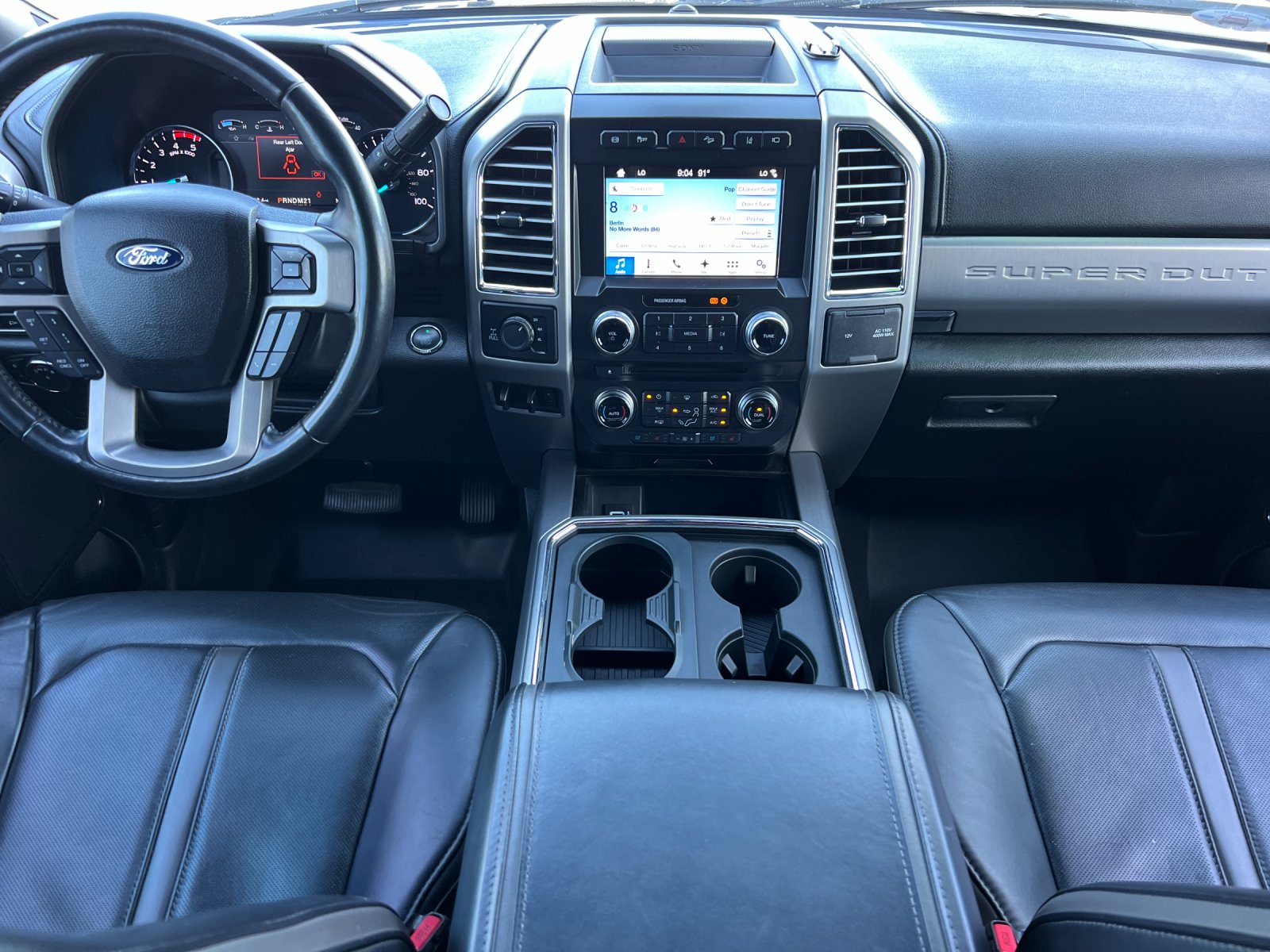 Used 2017 White Ford Platinum image 12