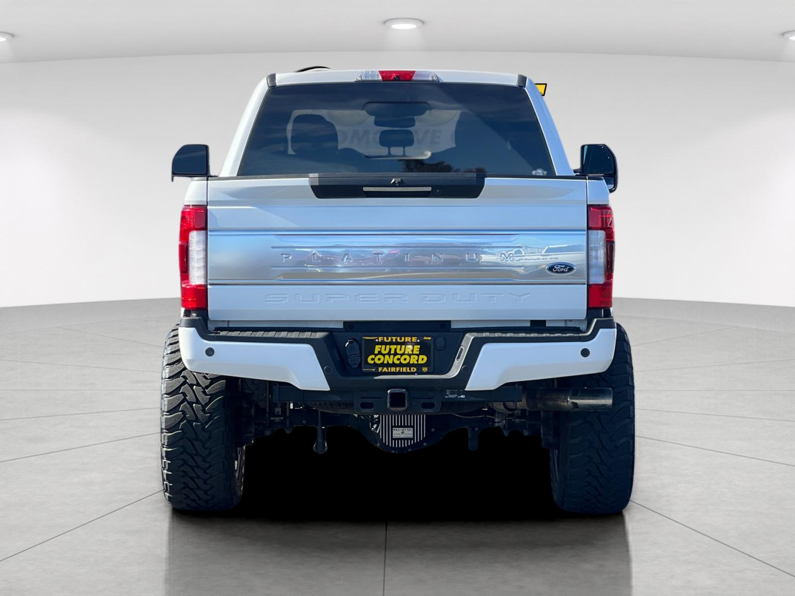 Used 2017 White Ford Platinum image 4
