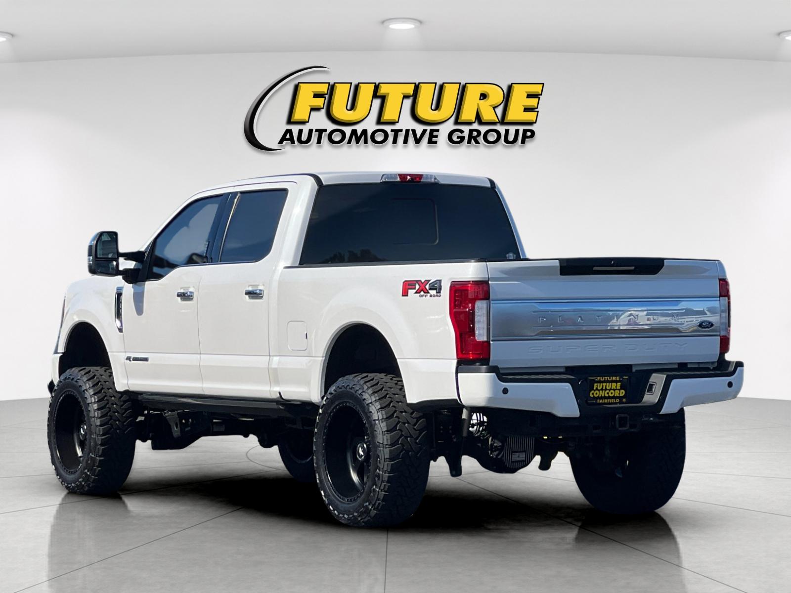 Used 2017 White Ford Platinum image 5