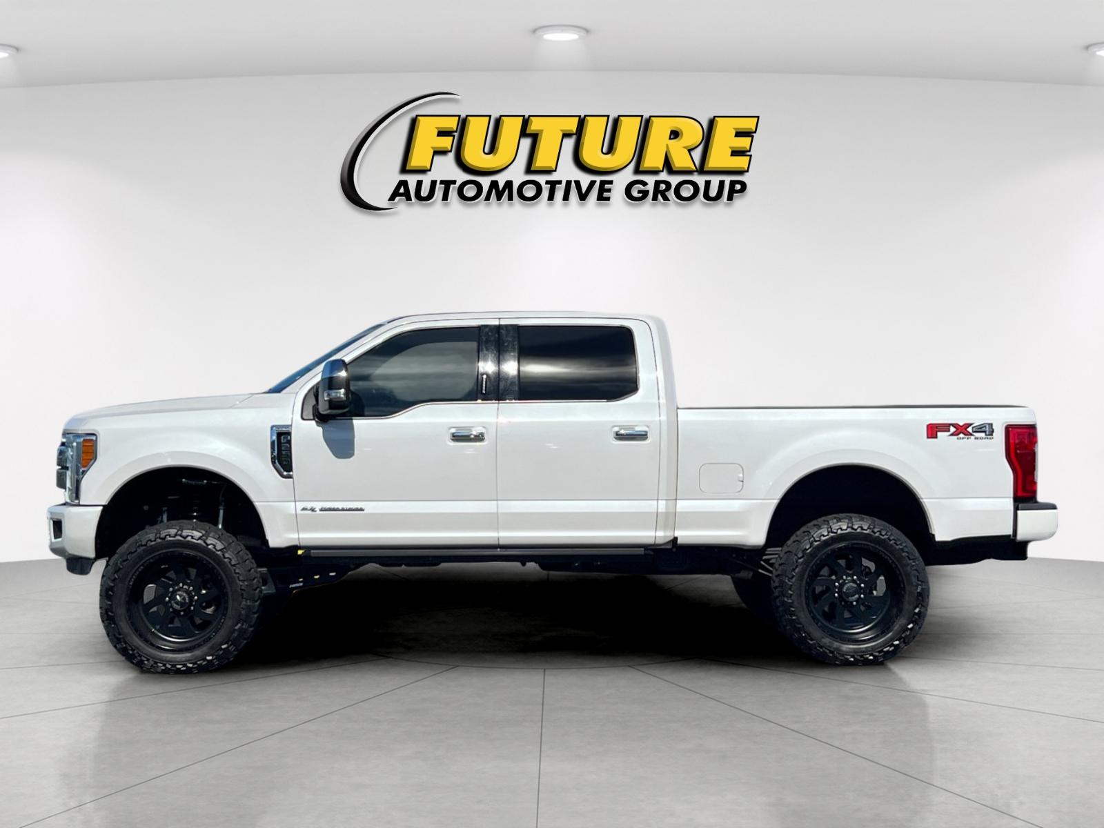 Used 2017 White Ford Platinum image 6