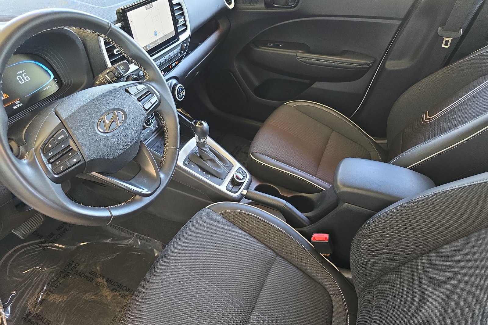 Used 2025 White Hyundai Limited image 10