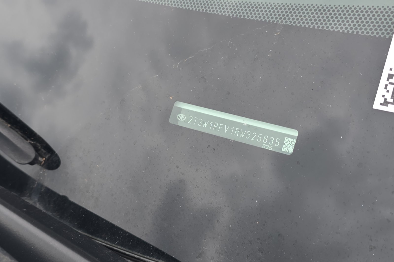 Certified Used 2024 Ice Cap Toyota XLE image 3